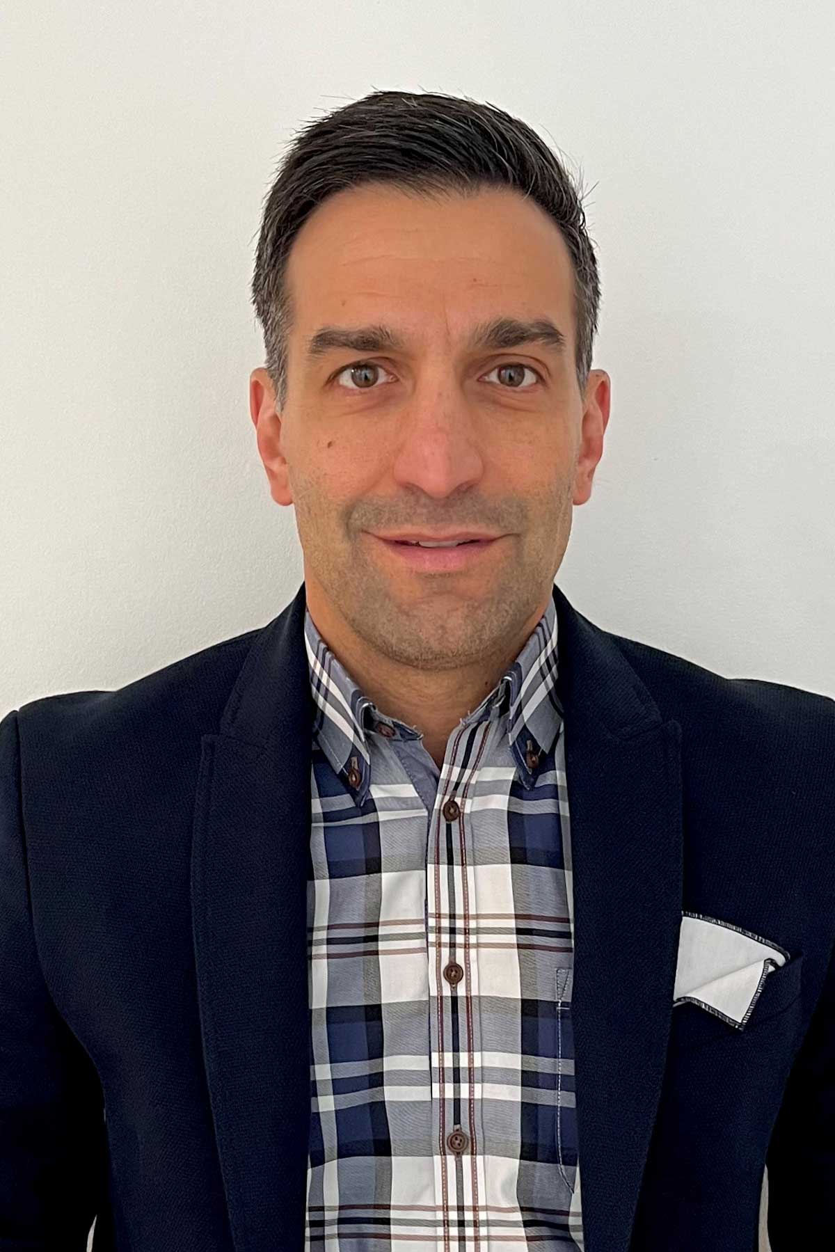 Adrian Plastina portrait