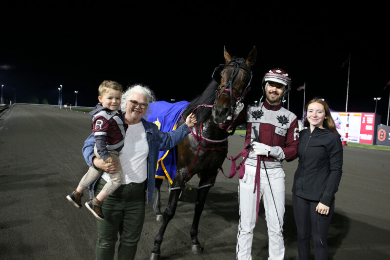 Ritchie Rich and connections after winning OSS Gold on May 29, 2025 at Woodbine Mohawk Park (New Image Media)